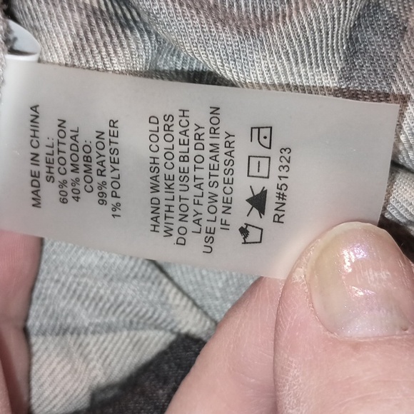 Vince Camuto Womens Layered Look Pullover Blouse, Grey, NWT - Picture 4 of 9